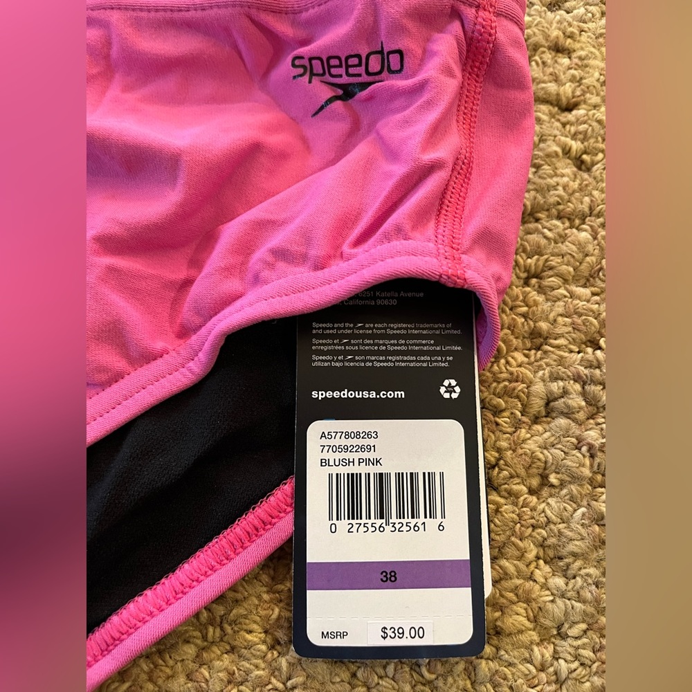 NWT pink Speedo swim brief Sizes 36 and 38 - Picture 9 of 10